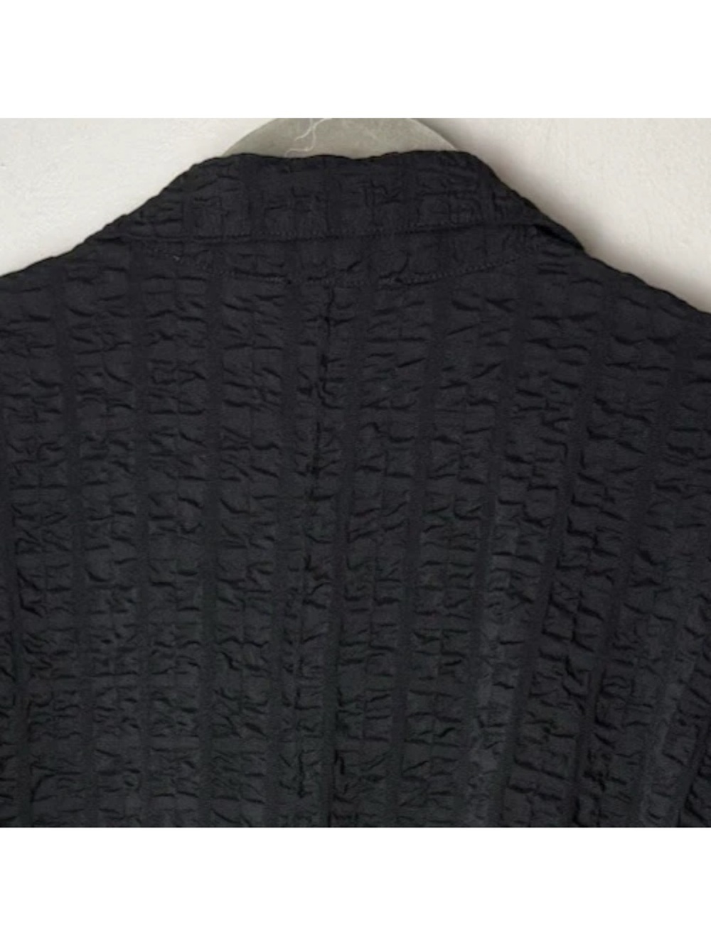 Black & White Patterned Button-Up Jacket - Picture 5 of 6